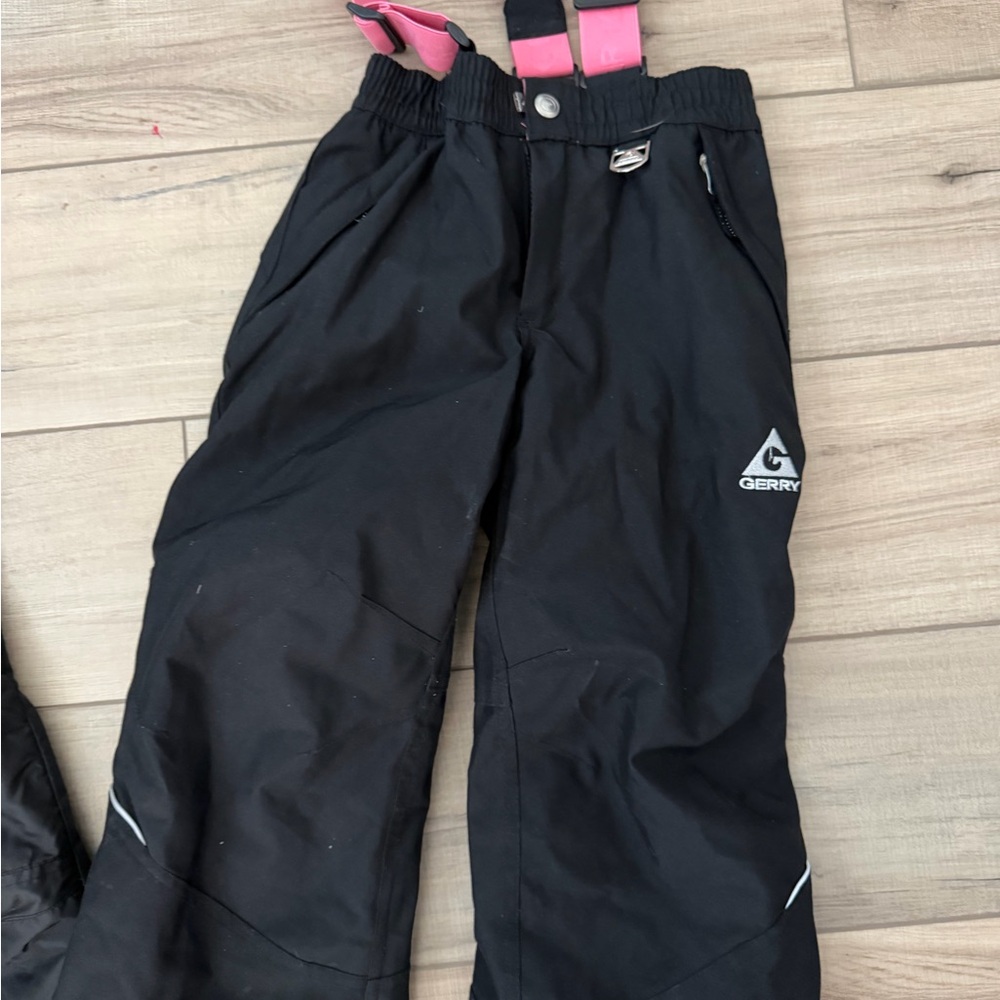 Gerry Weber Black snow Pants with Pink Accents